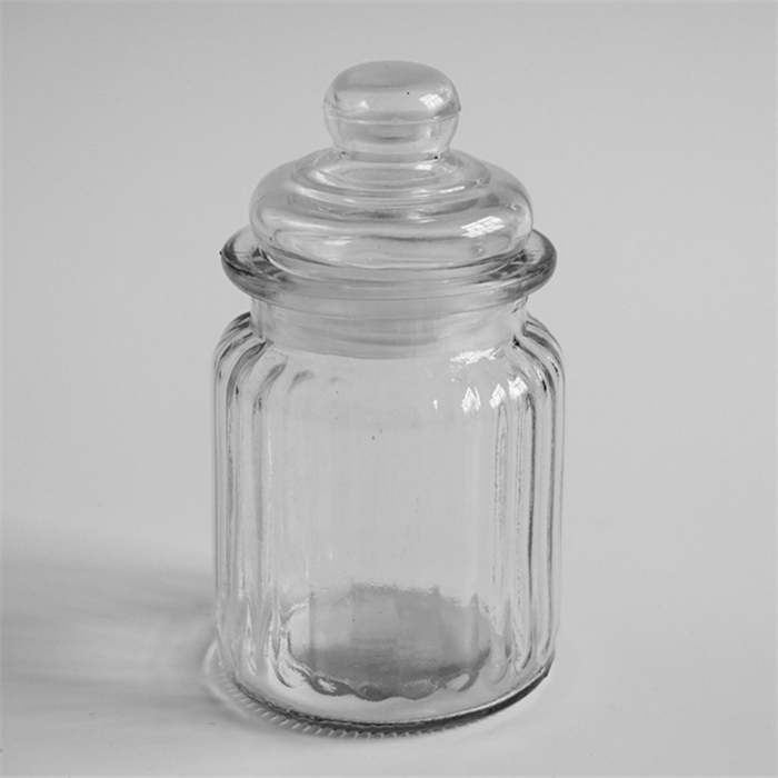 China Handmade clear big glass jar candy glass candy boxes with lid for home wedding usage