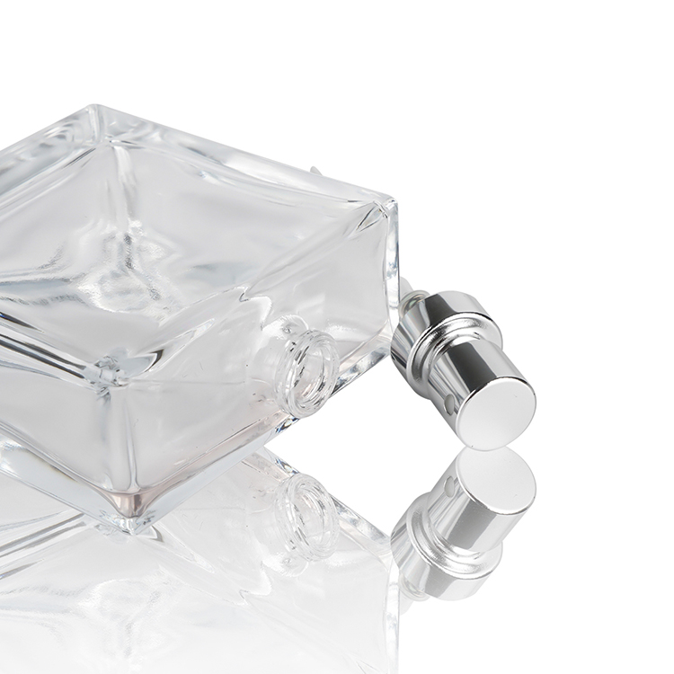 China Manufacturer 30Ml 50Ml 100Ml 125Ml Custom Luxury Square Glass Perfume Spray Bottle