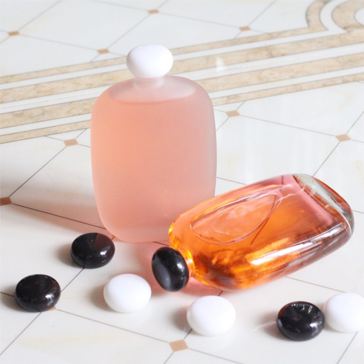 China Suppliers Unique Empty Liquor /Milk /Juice /Wine Flat Square Glass Bottle 350ml