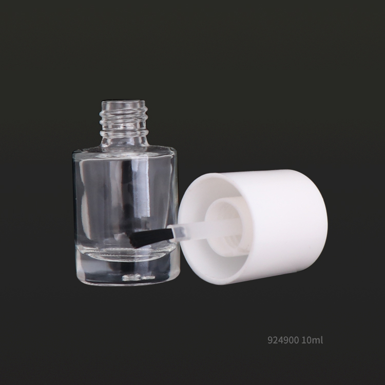 China factory made cosmetic packaging empty nail polish bottles with brushes
