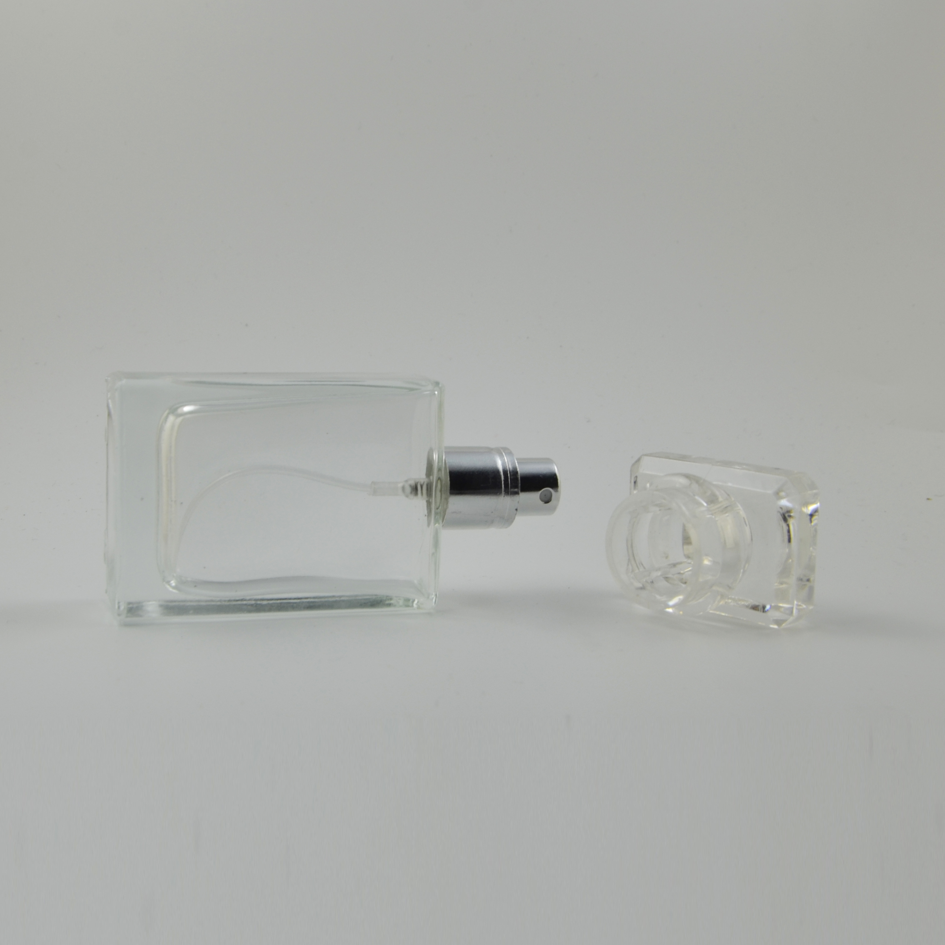 China factory sale 30 ml glass perfume bottle spray unique design perfume bottle spray