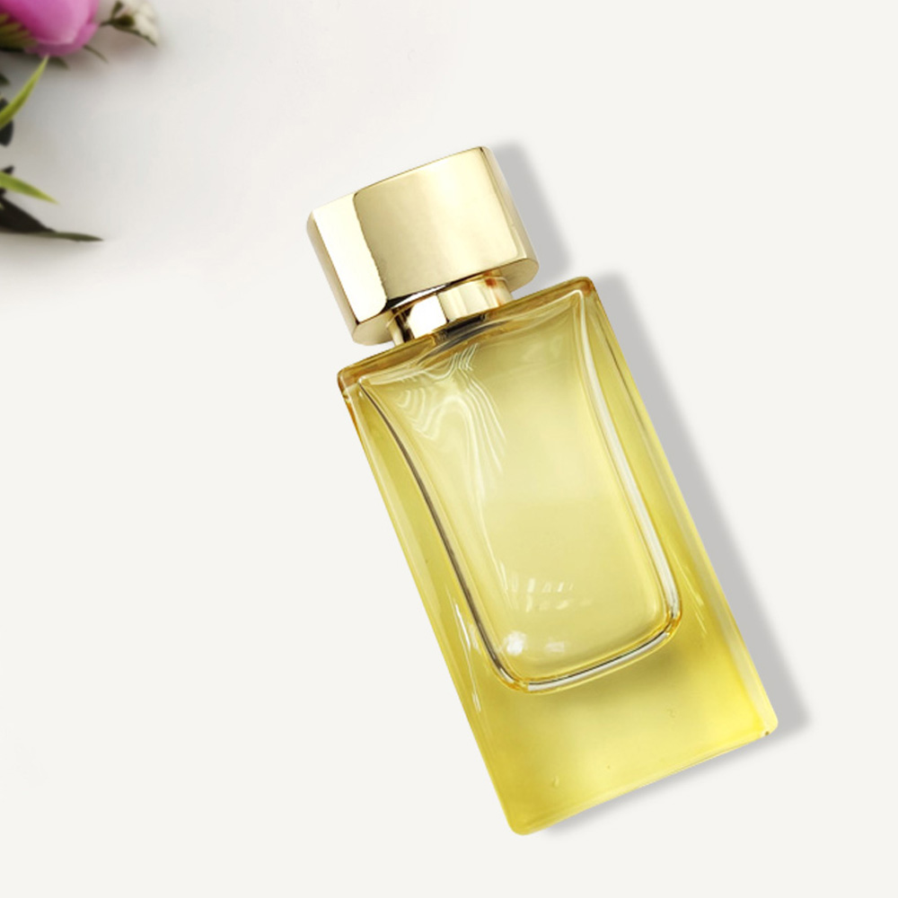 China guangdong factory wholesale colorful decorative glass spray perfume cologne bottles clear bulk sale