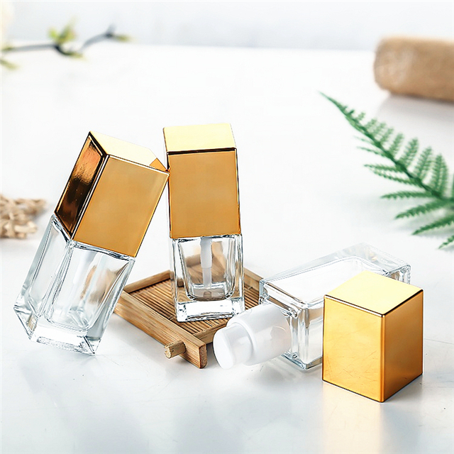 China supplier flint glass cosmetic bottles 15ml glass lotion bottle with pressure pump