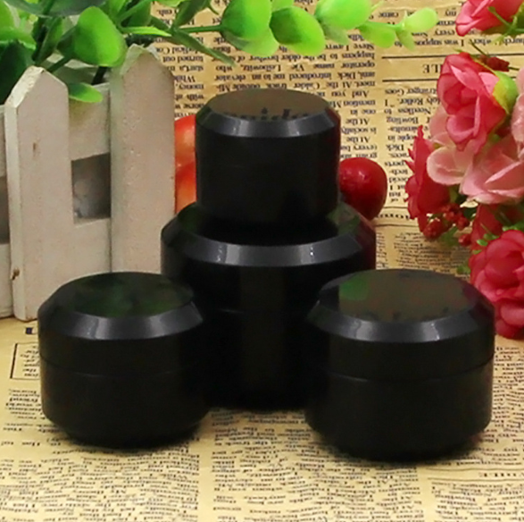 Chinese packing cosmetic black plastic jar 5g 10g 15g 30g