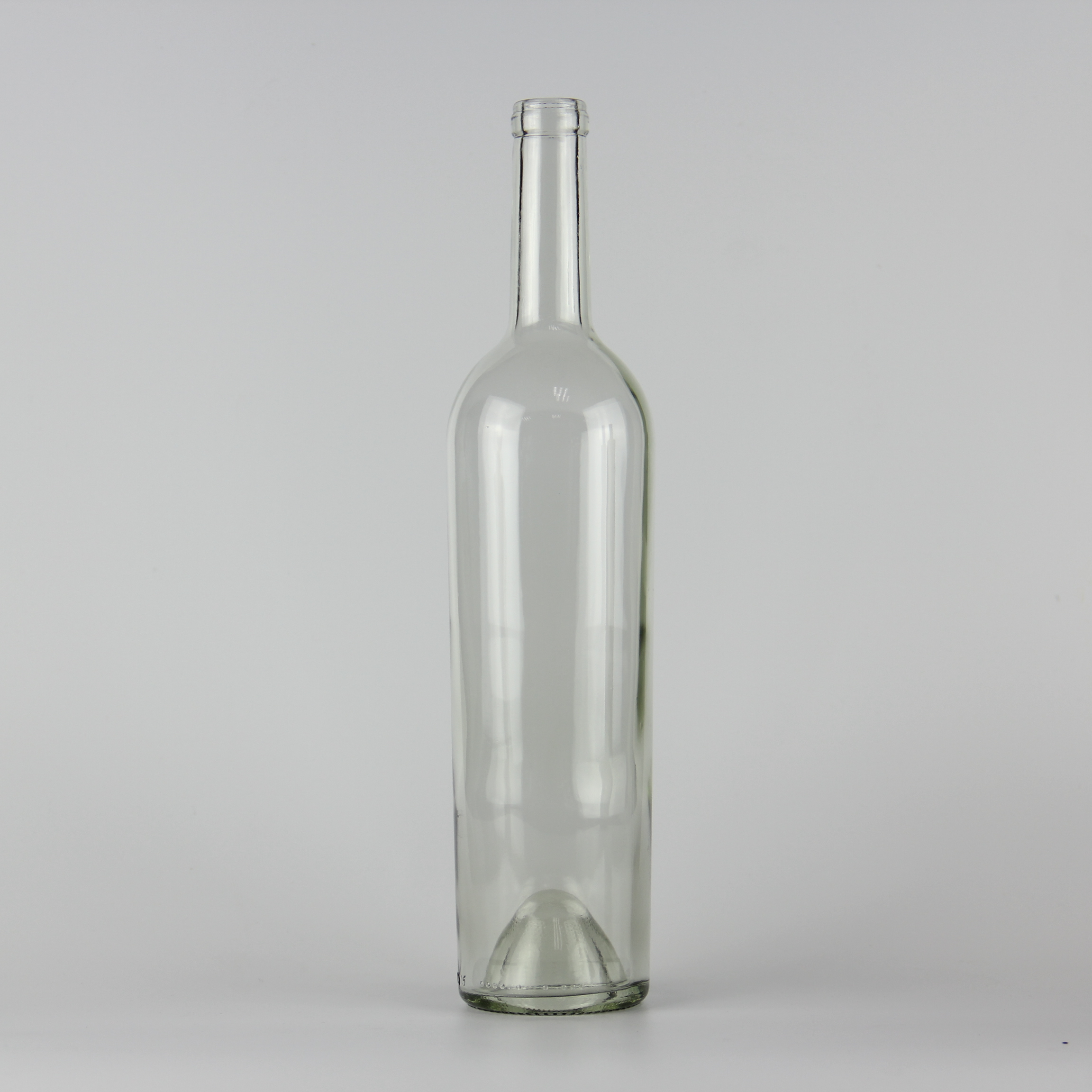 Classic shape wine glass bottle 75cl 750ml