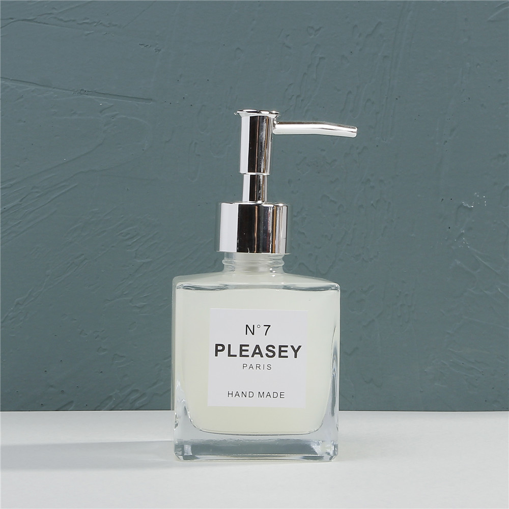 Clear 200ML Square Sanitizer Lotion Glass Bottle With Plastic Lotion Pump