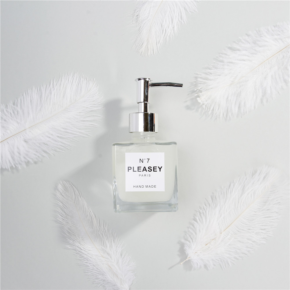 Clear 200ML Square Sanitizer Lotion Glass Bottle With Plastic Lotion Pump