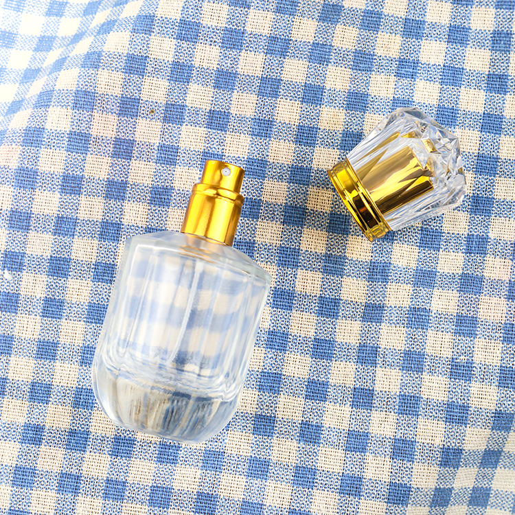 Clear Glass Oil Perfume Bottle Glass Essential Oil Gold Empty Perfume Bottle 50 Ml