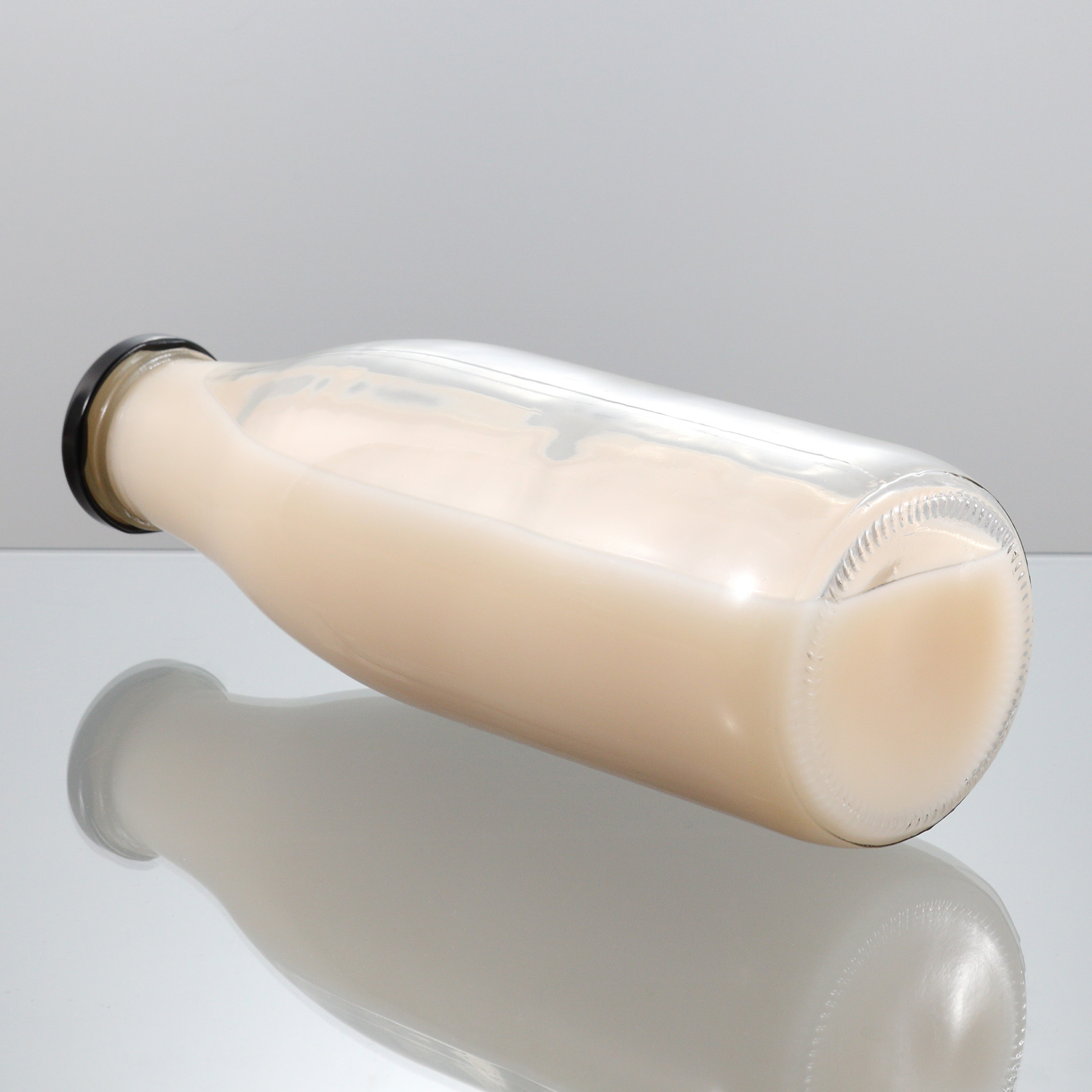 Clear Round Bottle with Cap Hot Sale High Quality Manufacturers Customize Glass Beverage Water Bottle