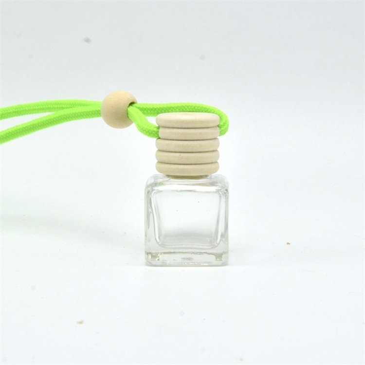 Clear color round hanging rope wooden cap glass car perfume bottle
