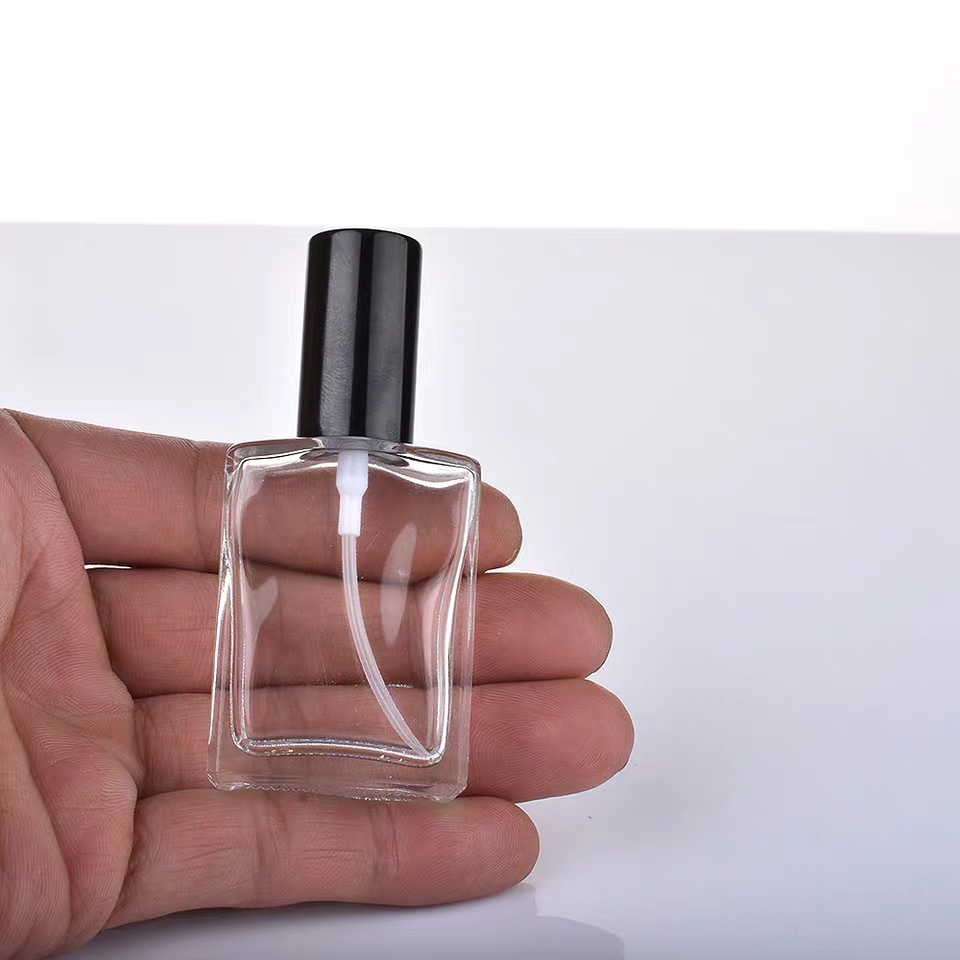 Clear spray pump glass refill perfume bottles 30 ml with pump sprayer