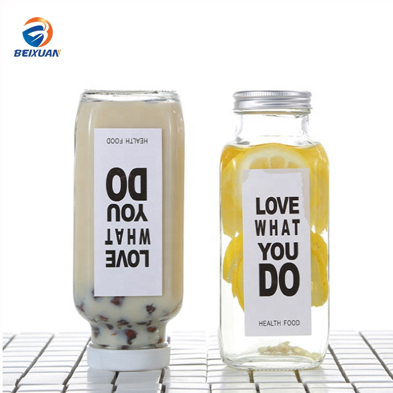 Cold Pressed Juice Bottle 250ml 350ml 500ml Clear Glass French Square Bottles With Plastic Screw Cap