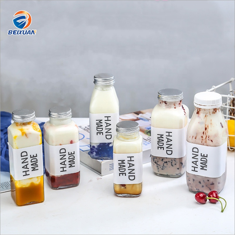 Cold Pressed Juice Bottle 250ml 350ml 500ml Clear Glass French Square Bottles With Plastic Screw Cap