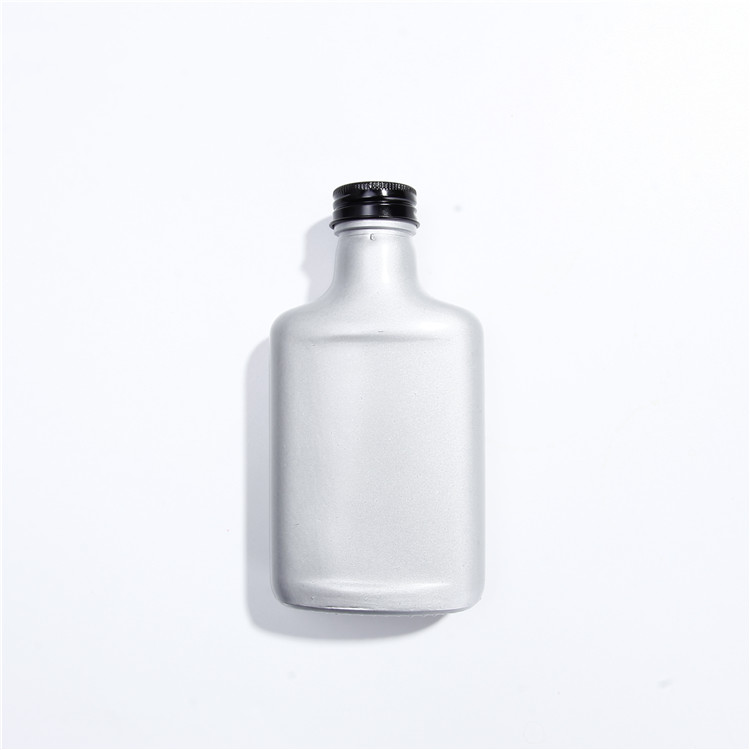 Colorful Customized Coffee Glass Bottle With Lid Glass Bottle 200Ml Beverage Glass Soft Drink Bottle