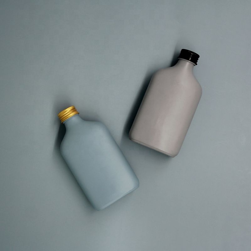 Colorful Customized Coffee Glass Bottle With Lid Glass Bottle 200Ml Beverage Glass Soft Drink Bottle