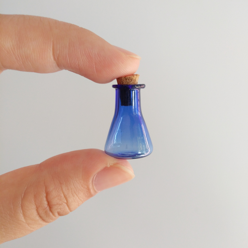Colorful Mini glass jar Small wishing vial Home Decoration storage bottle Pendant Necklace corked glass bottle