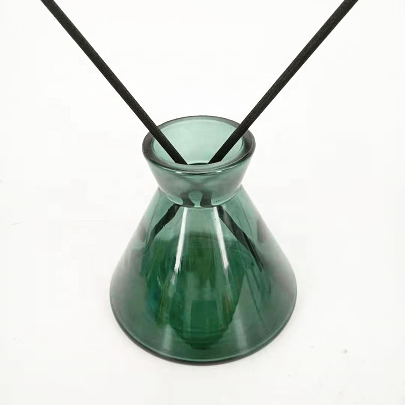 Cone shape 200ML aroma Glass diffuser bottle custom Aromatherapy funnel