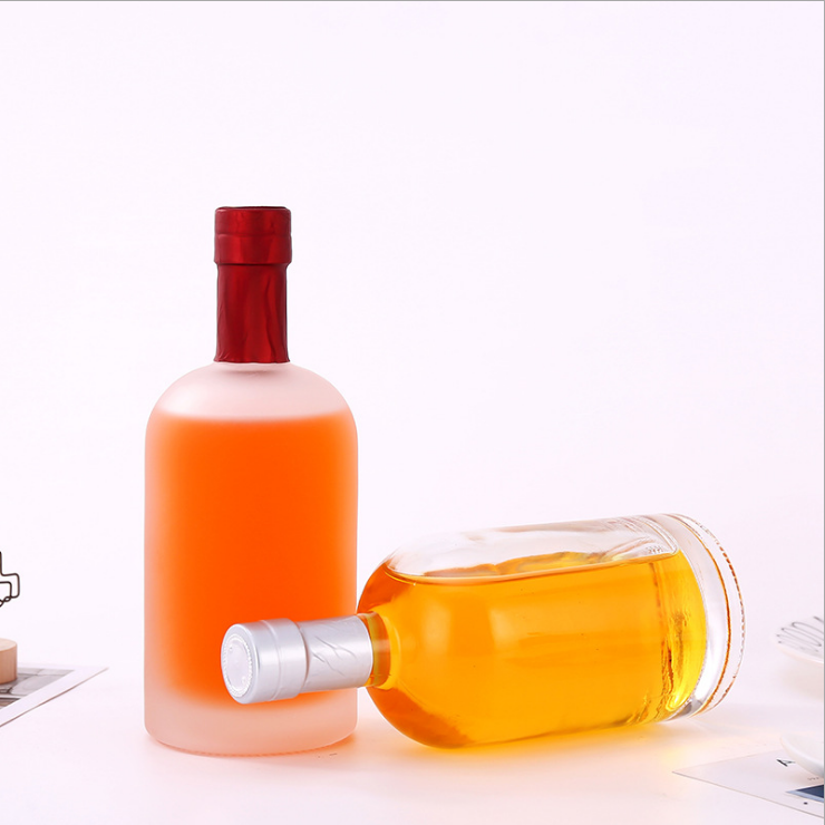 Cork Top 200 ml 375 ml 500 ml 750 ml Round Glass Bottles Empty Clear Frosted Glass Vodka Bottle for Whisky