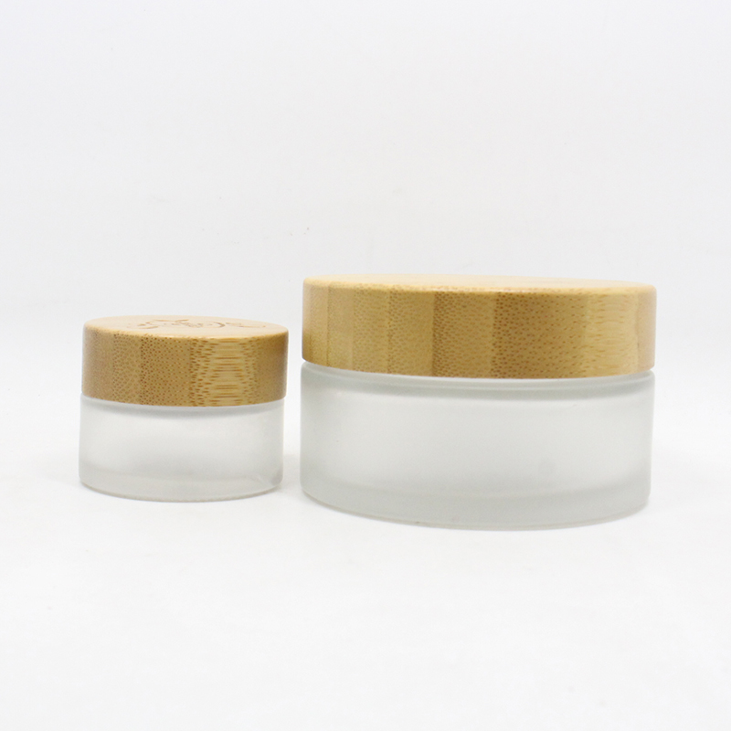 Cosmetic  15ml 30ml 50ml 100ml clear frosted glass jar bamboo lid with plastic gasket bamboo cream jar