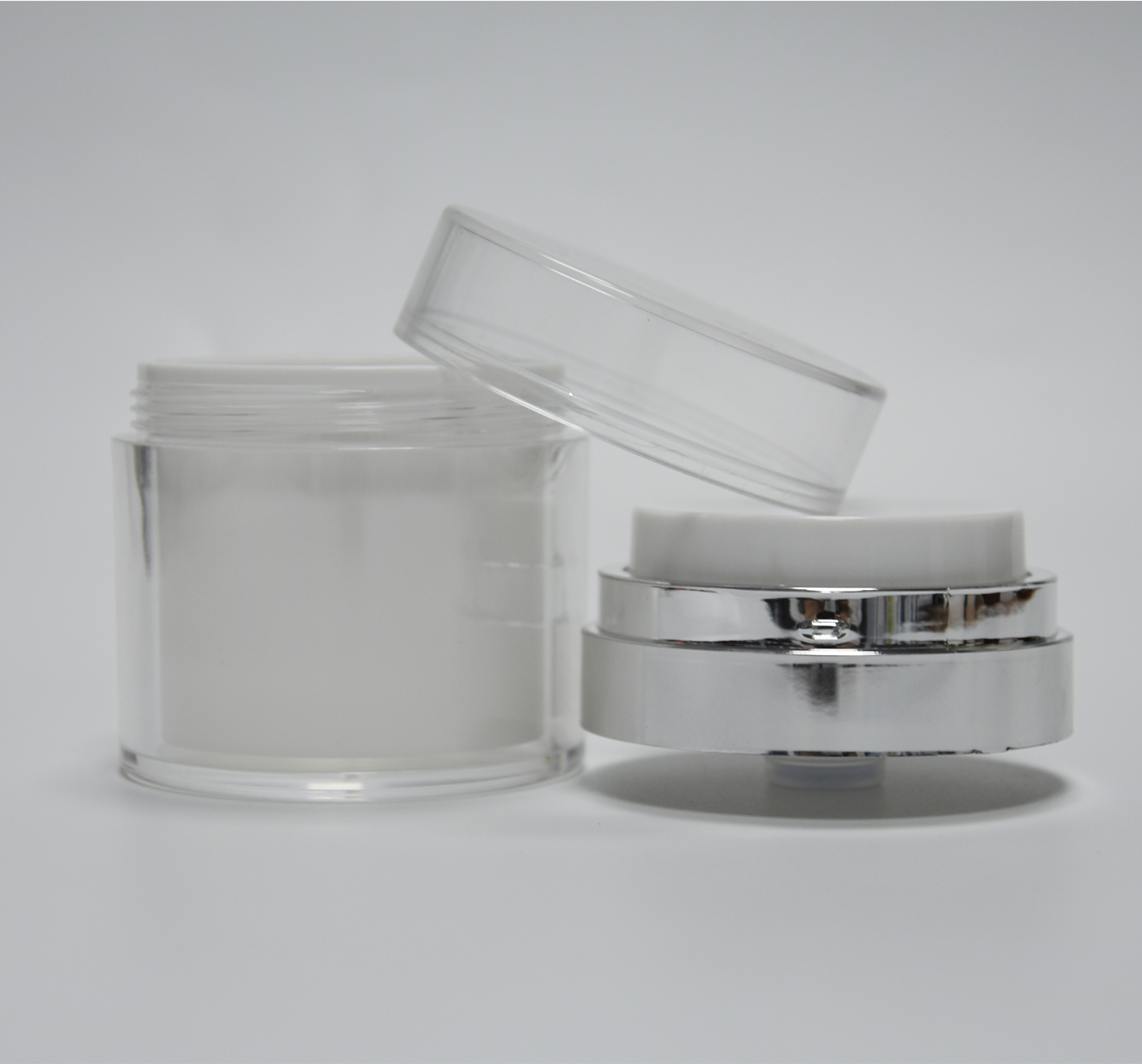 Cosmetic Airless Bottles Face Cream Jars 50g Airless Jars with Shiny Silver Lid