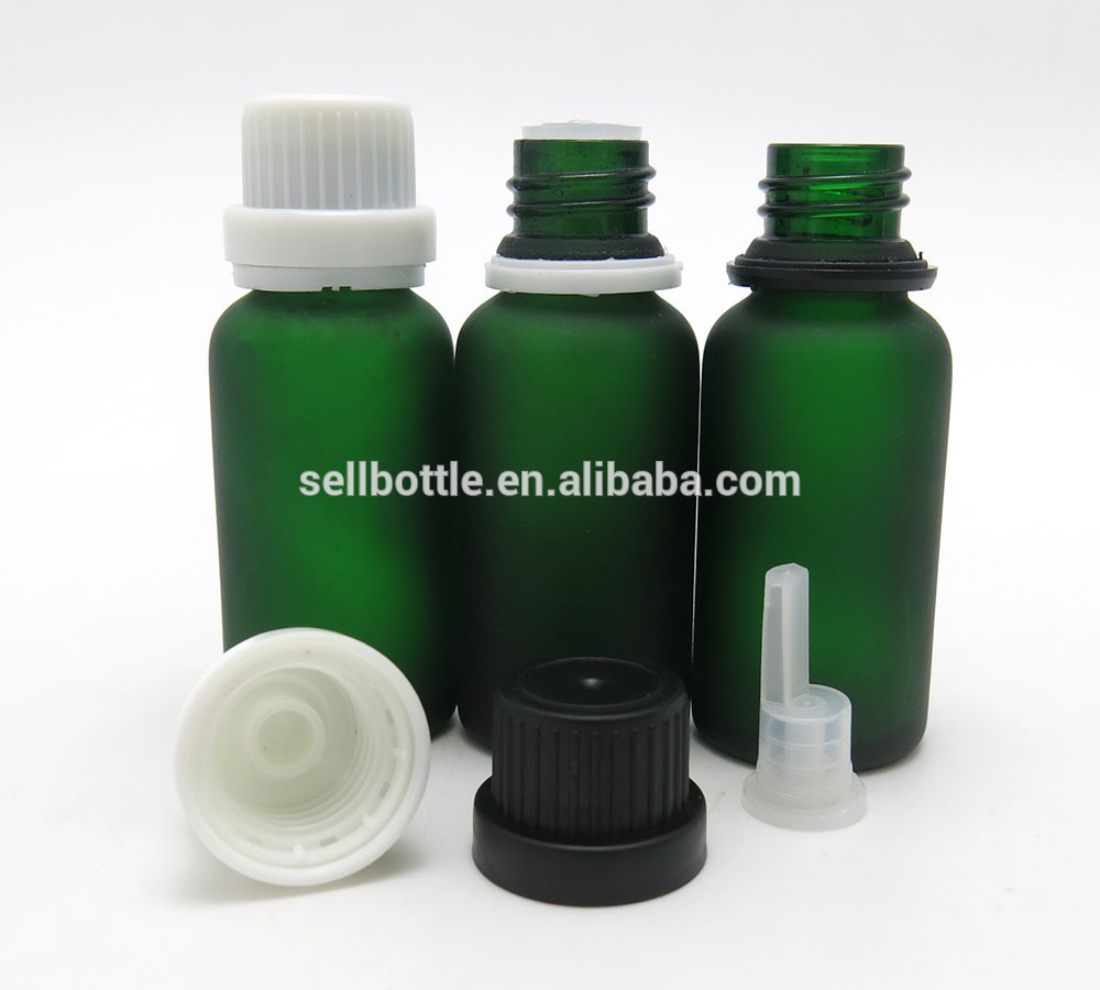 Cosmetic Essential oil E liquid packaging 20ml frosted green glass bottle with childproof cap