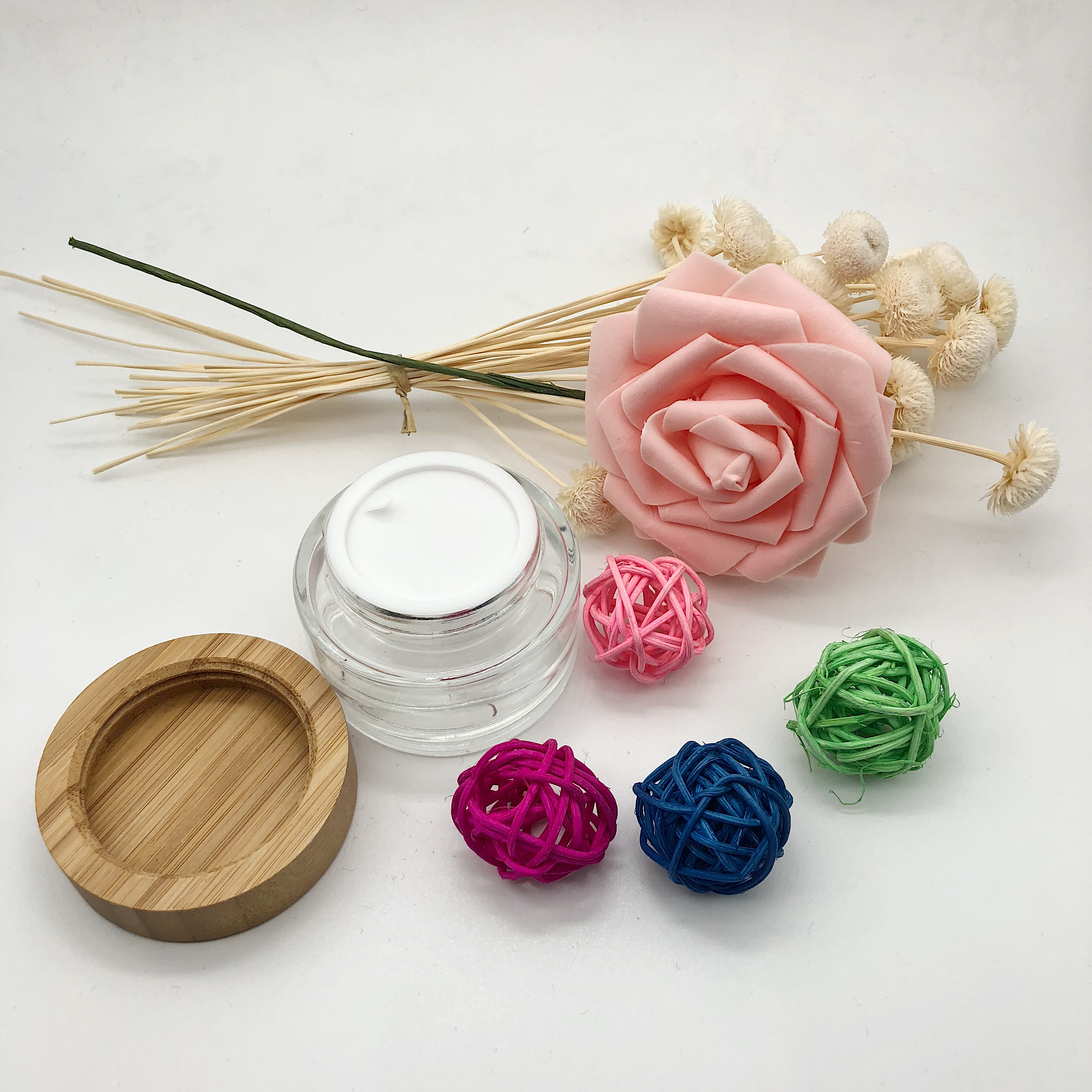 Cosmetic Luxury 50G 100G 200G Round Clear Frosted Glass Cream Jar With Bamboo Cap