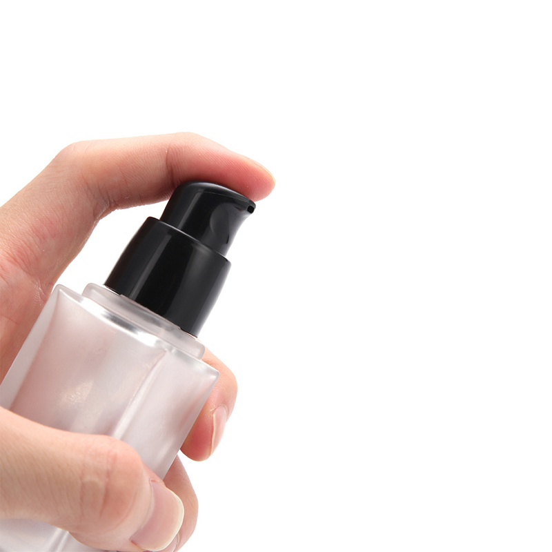 Cosmetic Packaging Cream Serum Square 15ml Liquid Foundation Bottle Glass with Pump For Lotion