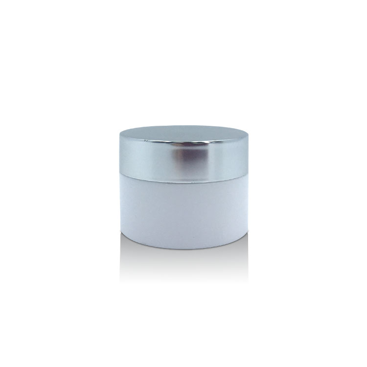Cosmetic Packaging Empty 30g 50g Round Facial Body Cream Packaging Plastic Containers Jars with Silver Screw Cap