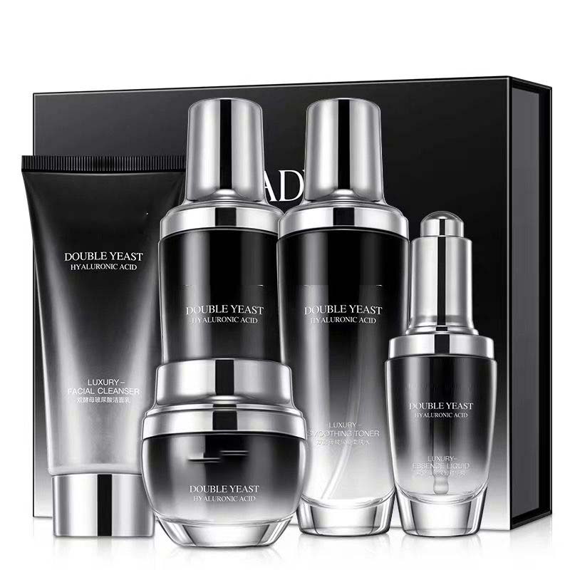 Cosmetic Packaging Empty Skin Care Spray Lotion Cream Jar Travel Bottle Set