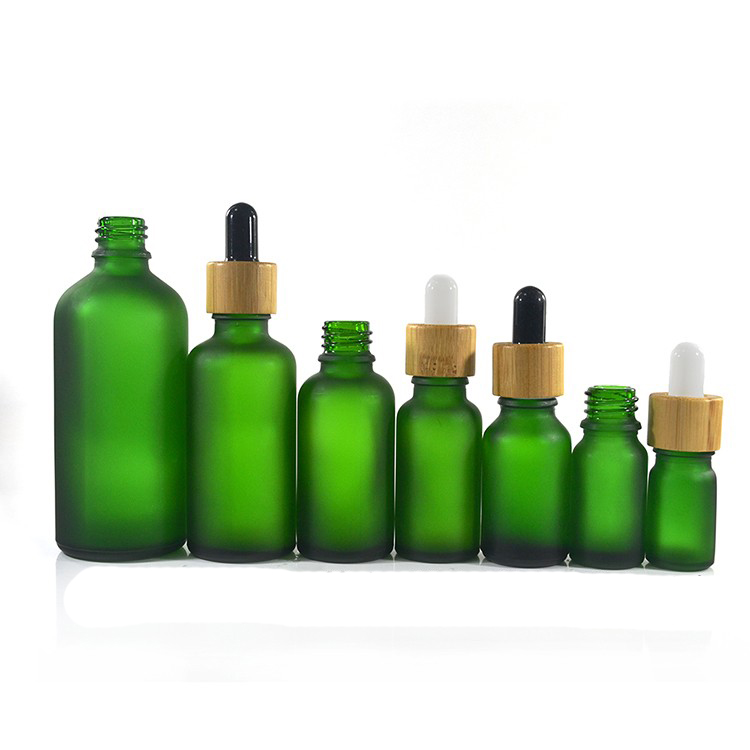 Cosmetic Packaging Essential Oil Frosted Green Glass Dropper Bottle With Bamboo Cap