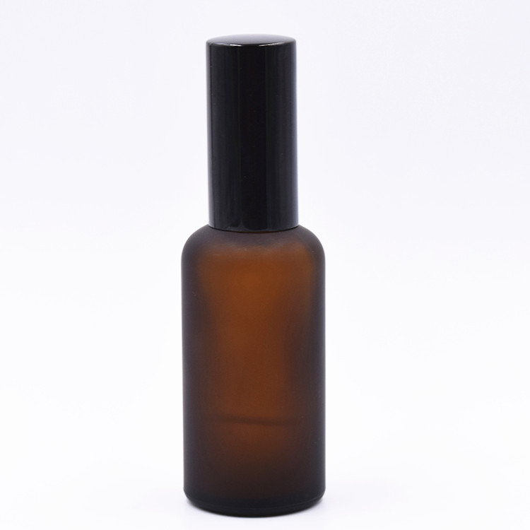 Cosmetic Packaging Frosted Spray Amber Glass Bottle with Pump
