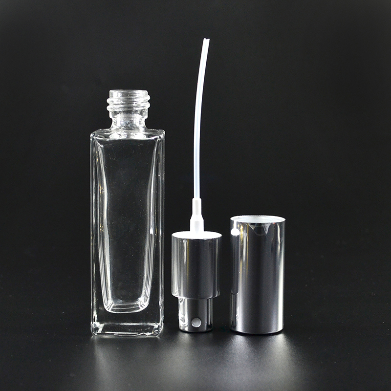 Cosmetic container 10ml 30ml 50ml 100ml Clear Tall square glass perfume bottle with gold silver black pump caps