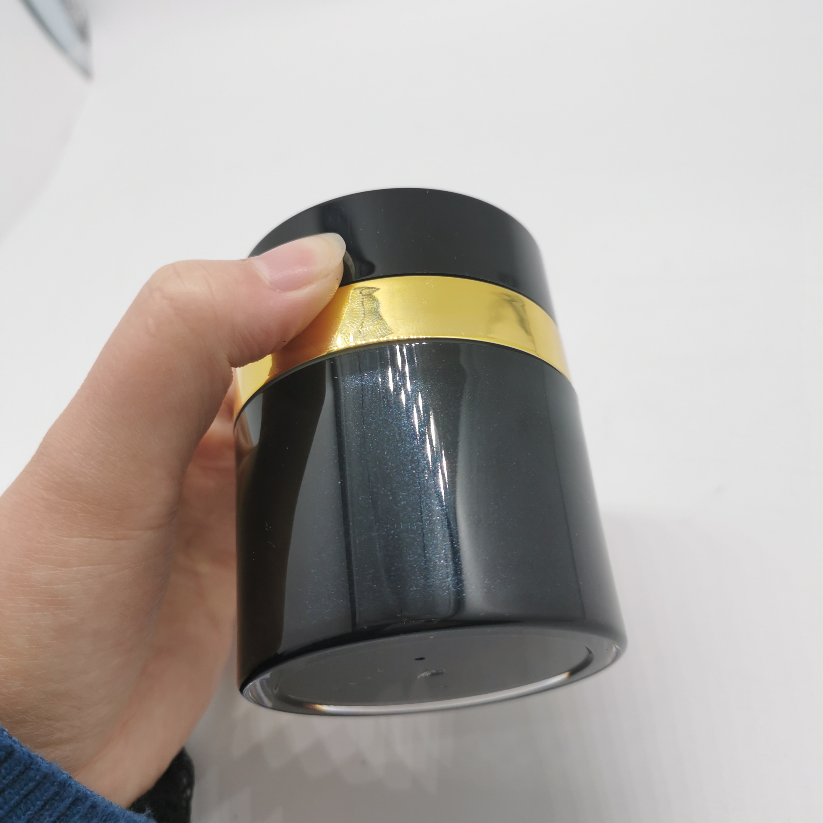 Cosmetic custom black empty luxury acrylic airless jar 50ml
