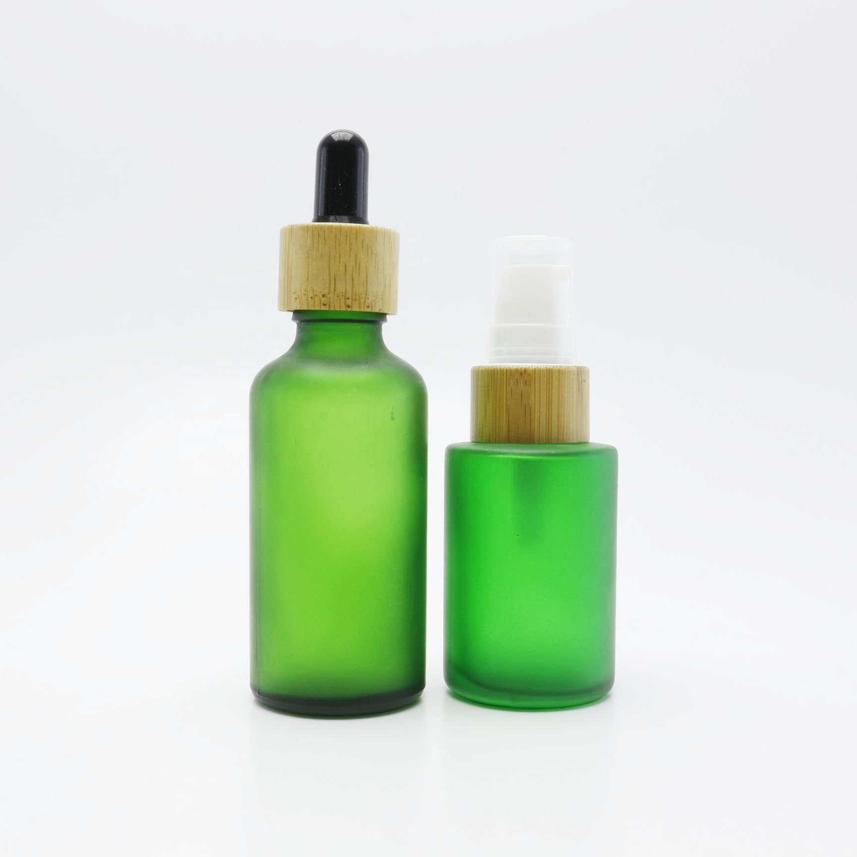 Cosmetic glass frosted green bottles with bamboo wooden lids GB-257K