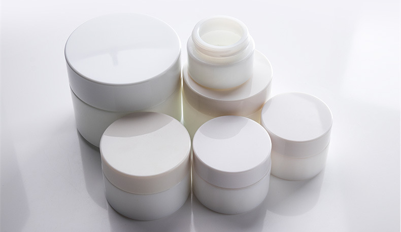 Cosmetic packaging 5g 10g 15g 20g 30g 50 ml 100g custom frosted porcelain cosmetic ceramic opal white glass jar