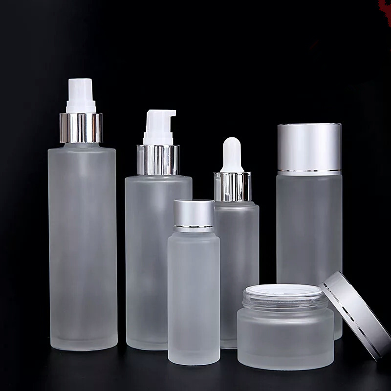 Cosmetic packaging 5ml 30ml 60ml 125ml 200ml frosted glass spray bottles with pump