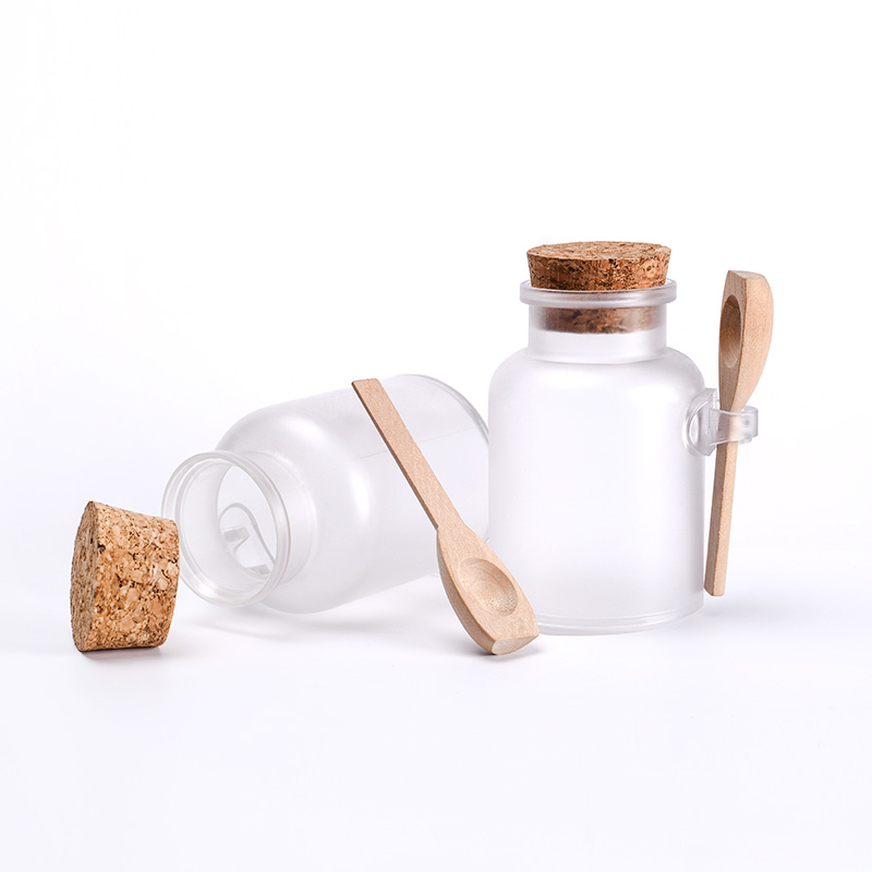 Cosmetic packaging body scrub 100ml 200ml 300ml 500ml Empty Plastic Bath Salt Jar with cork with bamboo spoon
