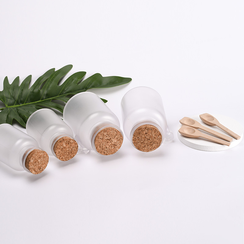 Cosmetic packaging body scrub 100ml 200ml 300ml 500ml Empty Plastic Bath Salt Jar with cork with bamboo spoon