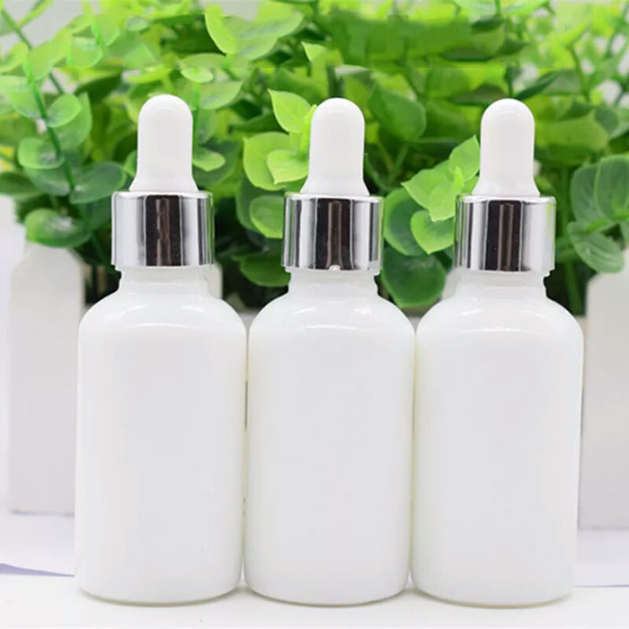 Cosmetic round white clear amber 5ml 10 ml 15ml 20ml 30ml glass dropper perfume bottle with glass dropper pipette wholesale
