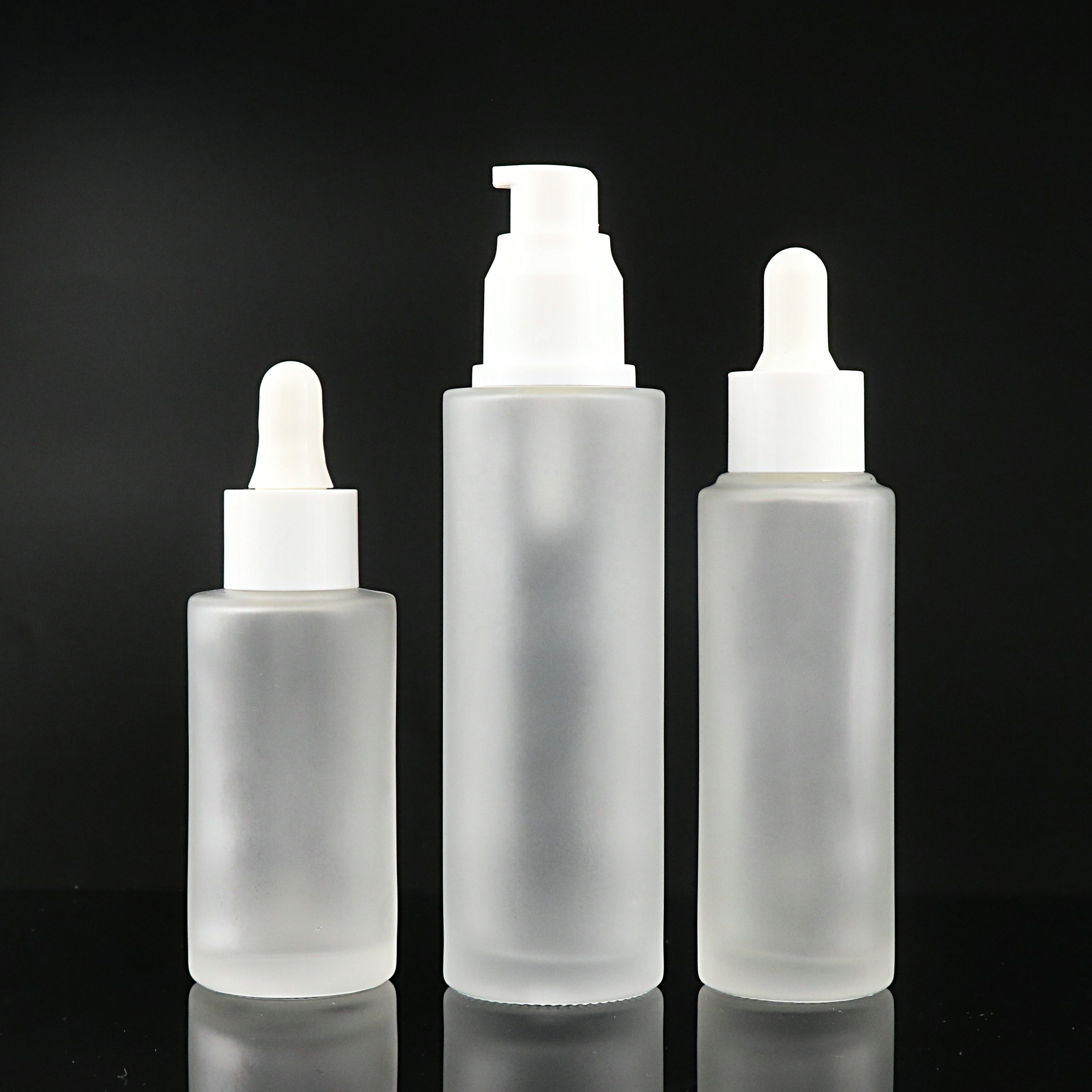 Cosmetic skincare packaging frost glass bottle 20ml 30ml 40ml 50ml 100ml 120ml body lotion bottle empty gold silver pump bottle