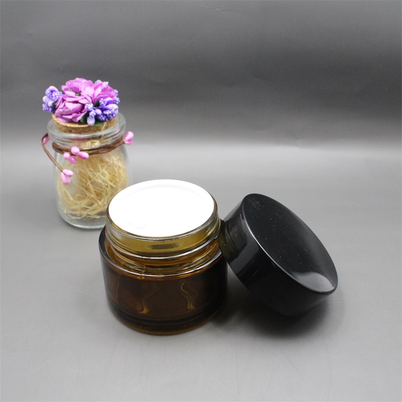 Cosmetics glass jar with black lid cosmetic packaging with factory direct price envase cosmetico vidro