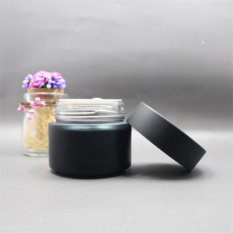 Cosmetics glass jar with black lid cosmetic packaging with factory direct price envase cosmetico vidro