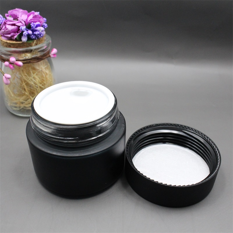 Cosmetics glass jar with black lid cosmetic packaging with factory direct price envase cosmetico vidro