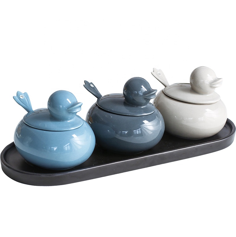 Creative Cartoon Kitchen Household Ceramic Storage Set Combination Seasoning Jar Pot Duck Shape Shaker