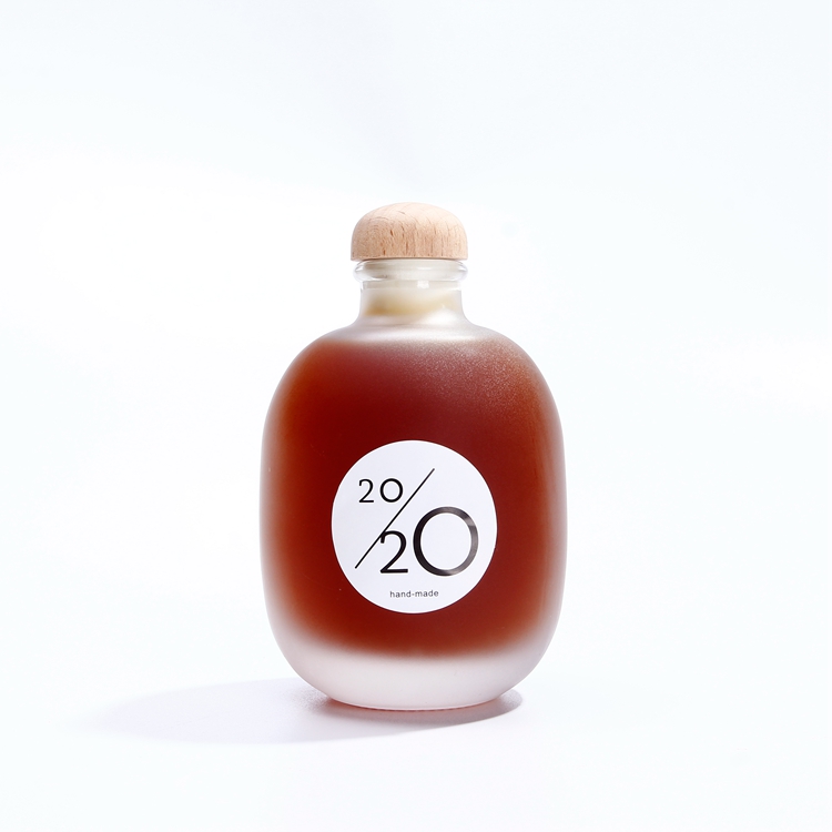 Creative Fashion 250ml 500ml Clear Frosred Thick Glass Beverage Empty Spirit Vodka Whisky Bottles