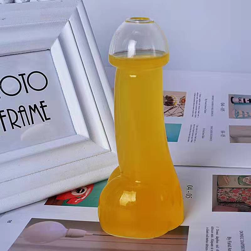 Creative design sexy penis shape glass bottle cocktail shot glass liquor bottles with straw