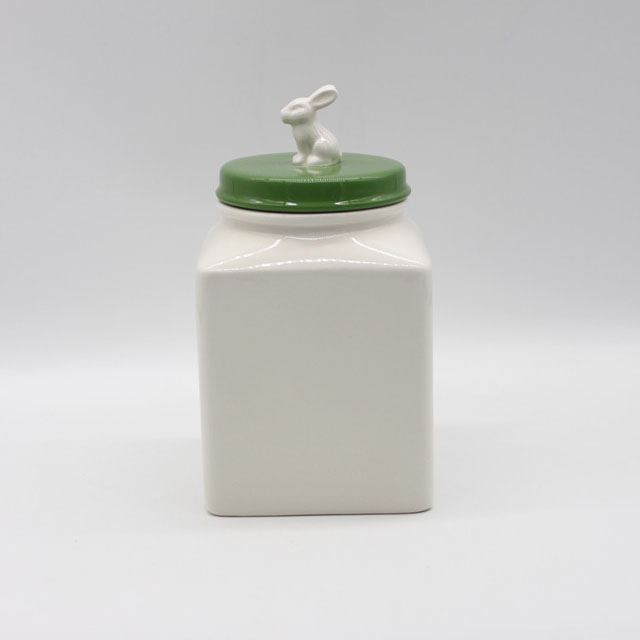 Creative home rabbit sealed jar ceramic jar with lid