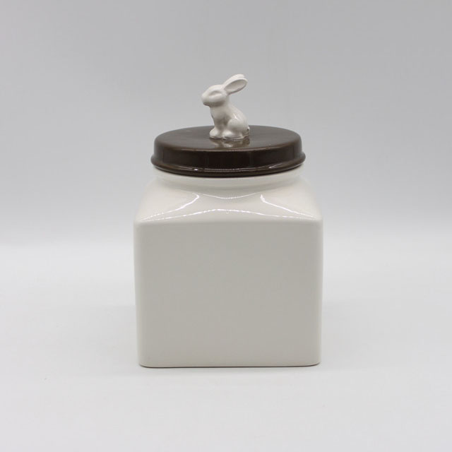 Creative home rabbit sealed jar ceramic jar with lid