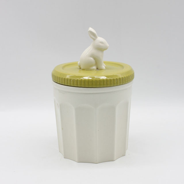 Creative home rabbit sealed jar ceramic jar with lid