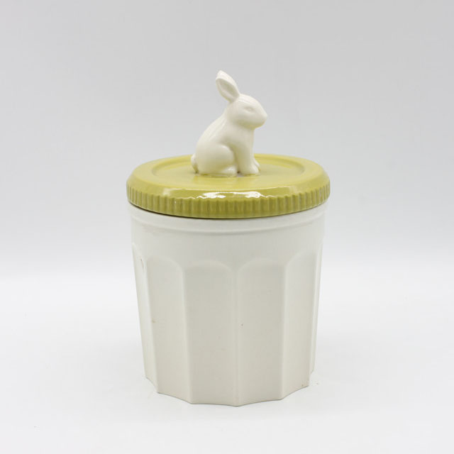Creative home rabbit sealed jar ceramic jar with lid